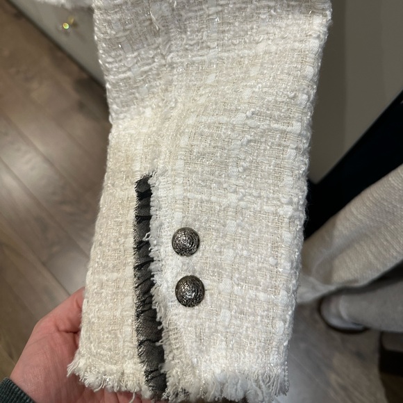 Zara boucle crop button blazer with bow- size small - Picture 5 of 8